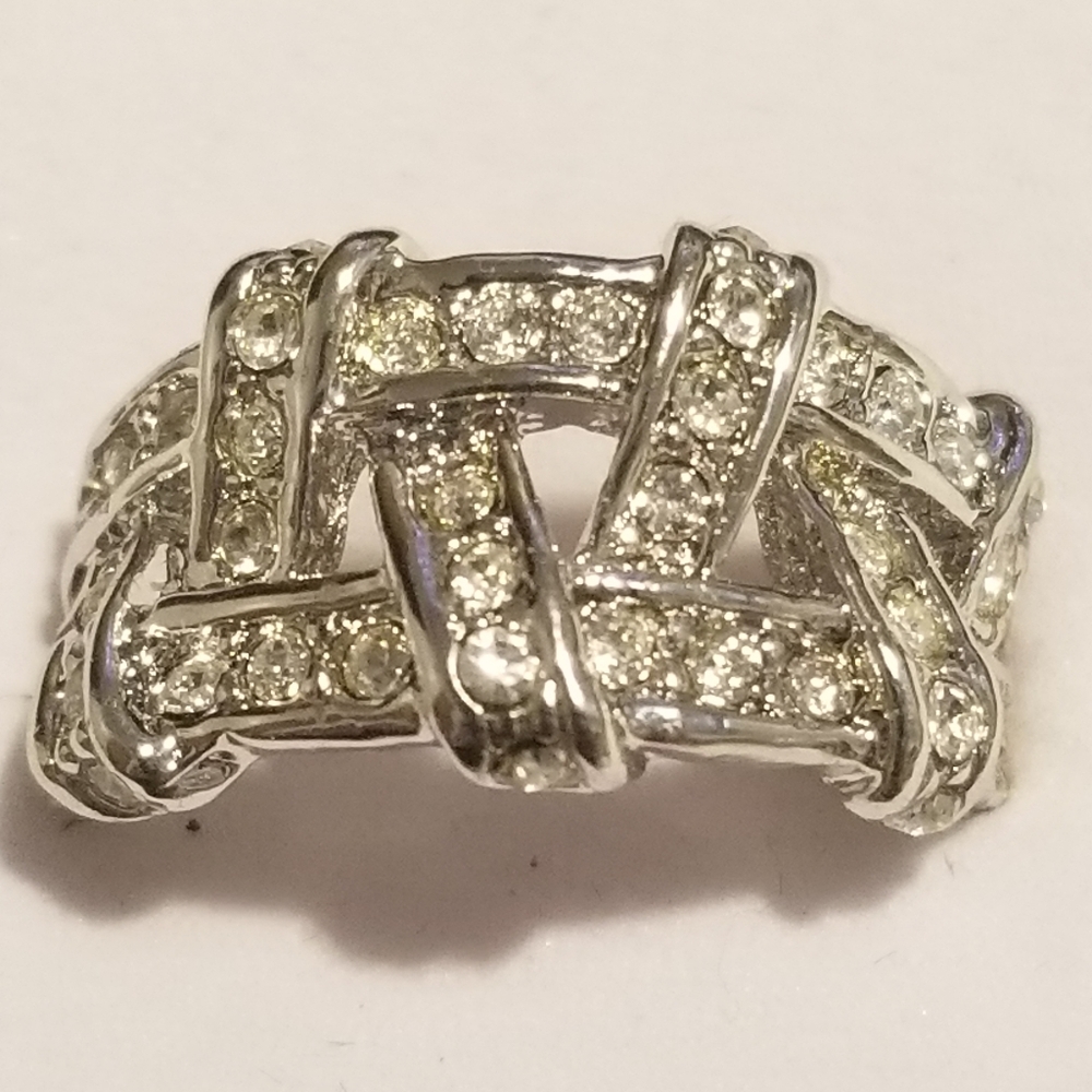🌻Diamonique Weaved 18kt Gold-pla ted Rhodium Ring